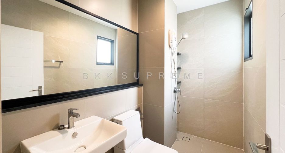 For rent and for sale 4 bedrooms house in Pak Kret, Nonthaburi