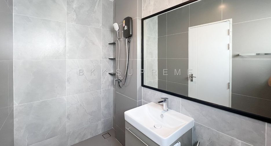 For rent and for sale 4 bedrooms house in Pak Kret, Nonthaburi