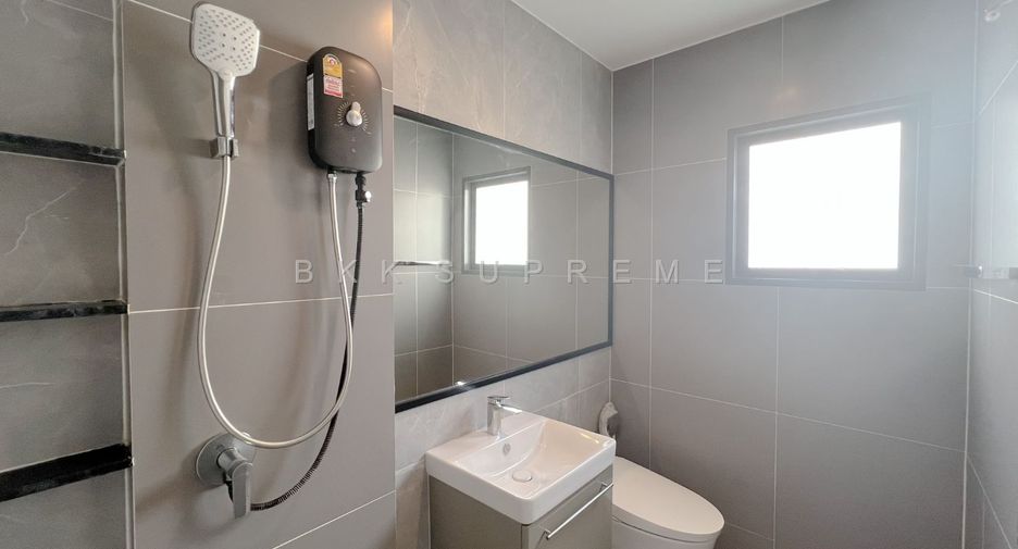 For rent and for sale 4 bedrooms house in Pak Kret, Nonthaburi