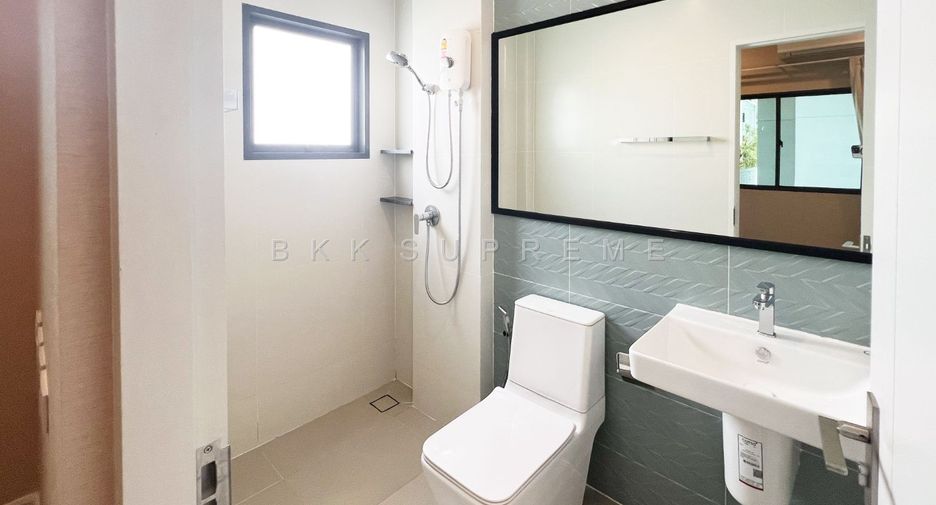 For rent and for sale 4 bedrooms house in Pak Kret, Nonthaburi