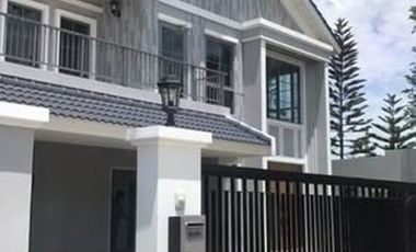 Casa en alquiler de 4 habitaciones en Lat Krabang, Bangkok
