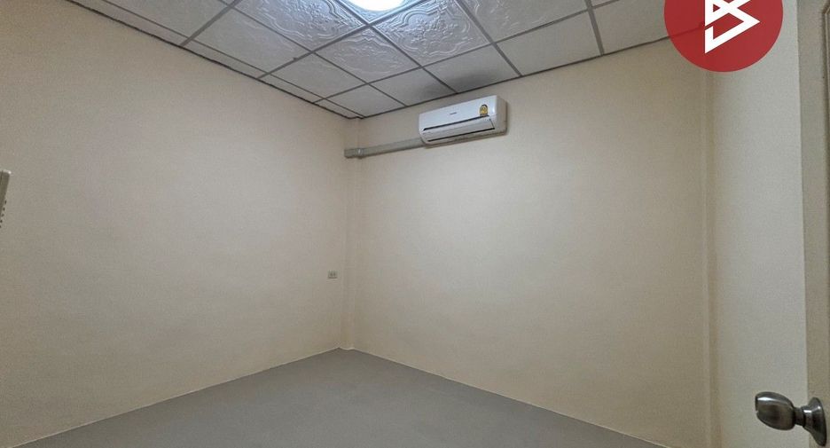 For sale 3 bedrooms townhouse in Phra Samut Chedi, Samut Prakan