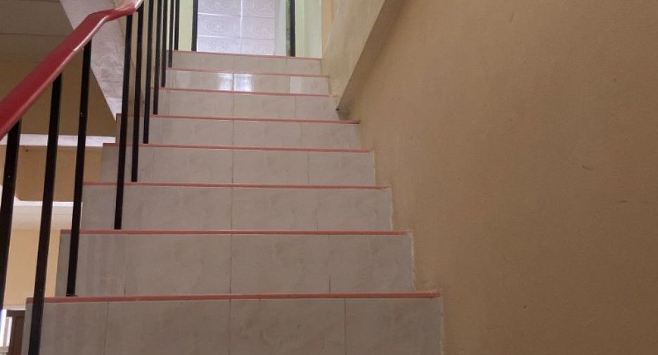 For sale 2 bedrooms townhouse in Ban Bueng, Chonburi