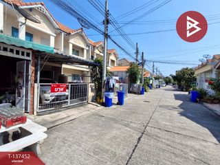 For sale 2 bedrooms townhouse in Phra Samut Chedi, Samut Prakan
