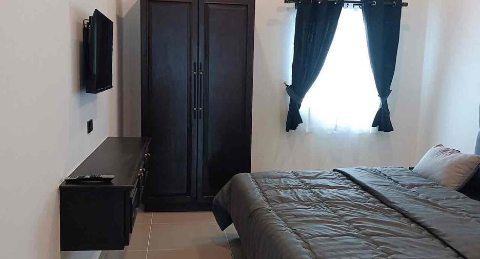 For rent 6 bedrooms villa in Bang Lamung, Chonburi