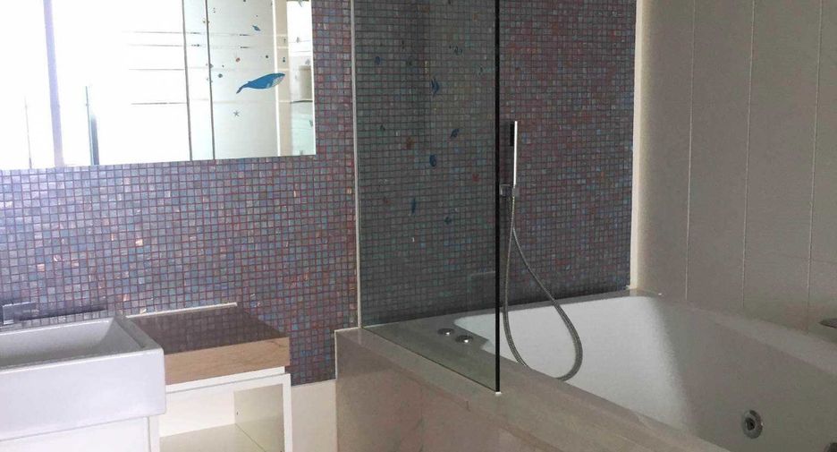 Condo en alquiler de 2 habitaciones en Bang Lamung, Chonburi