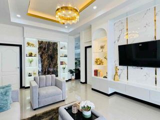 Villa zur Miete mit 4 Zimmer in Bang Lamung, Chonburi