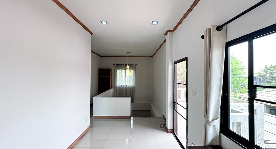 For rent and for sale 3 bedrooms house in San Sai, Chiang Mai