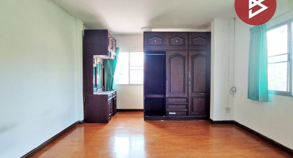 For sale 3 bedrooms house in Thanyaburi, Pathum Thani