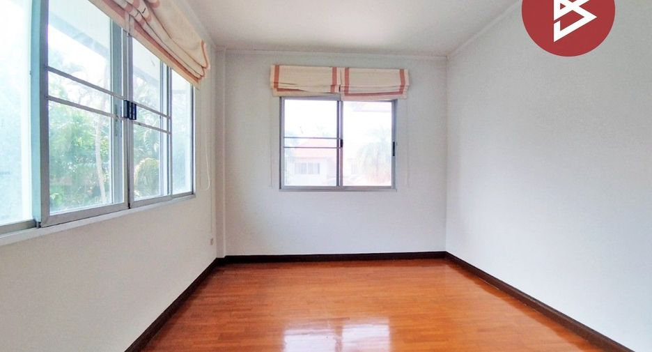 For sale 3 bedrooms house in Thanyaburi, Pathum Thani