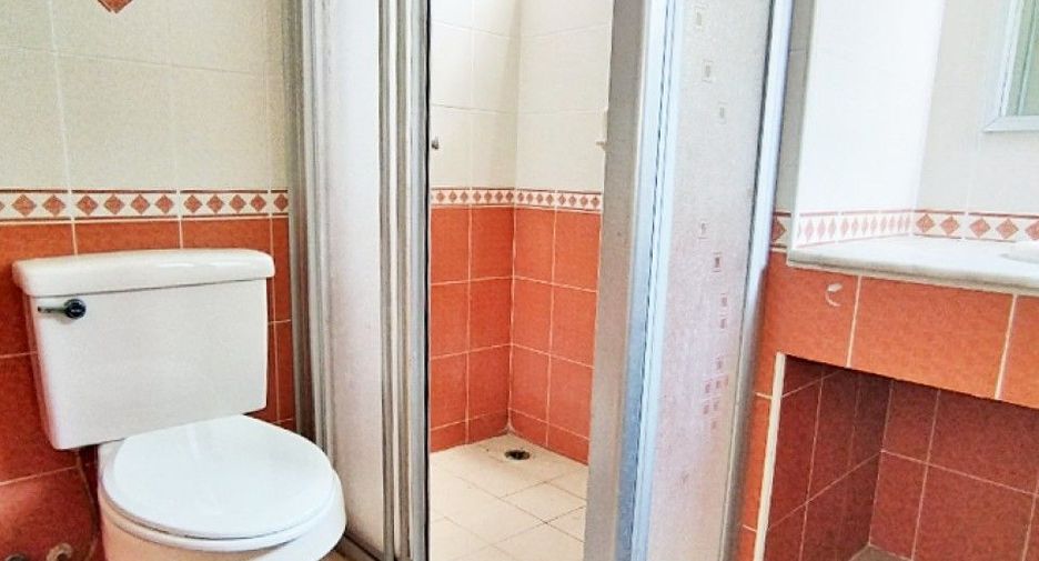 For sale 3 bedrooms house in Thanyaburi, Pathum Thani
