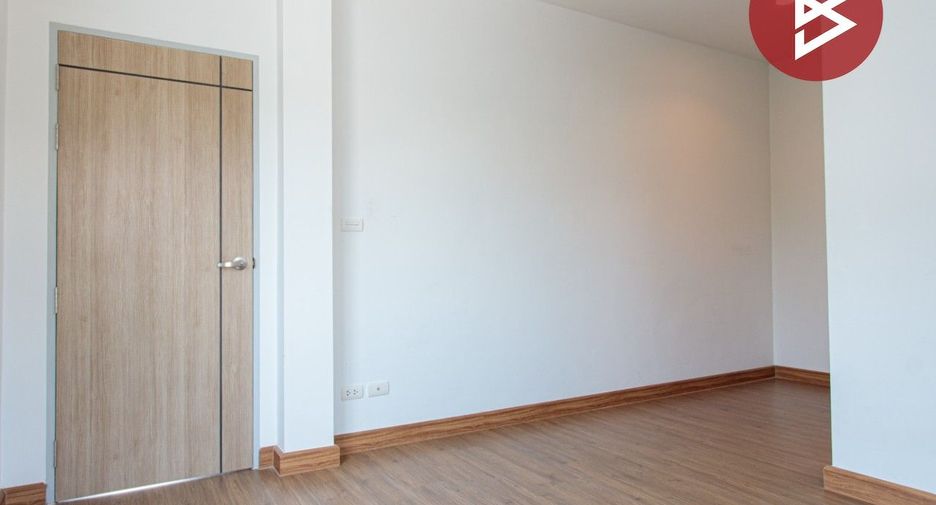 À vendre 3 chambres maison à Bang Sao Thong, Samut Prakan