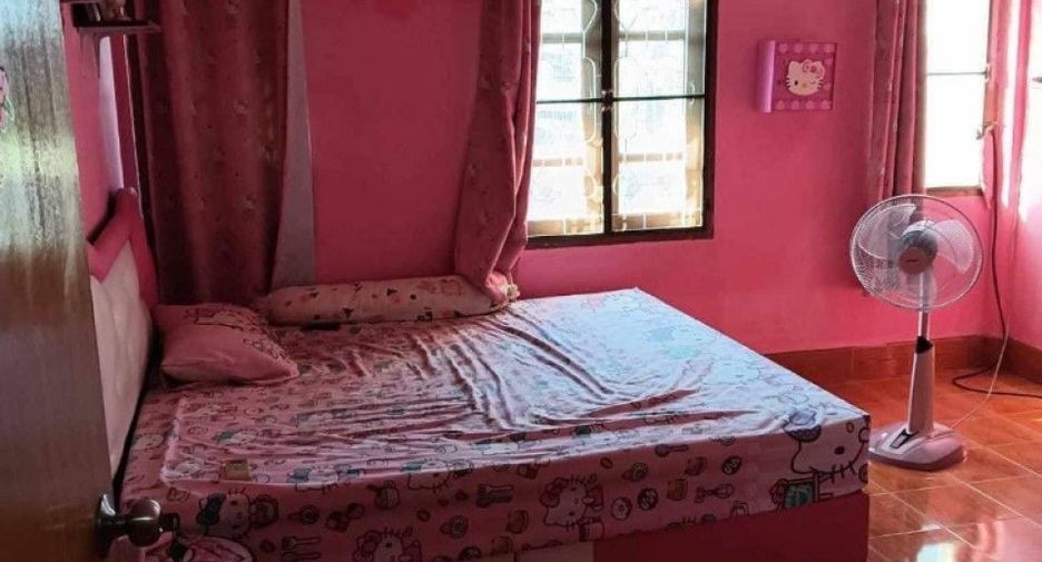 Casa adosada en venta de 2 habitaciones en Mueang Chon Buri, Chonburi