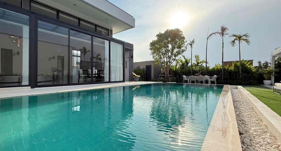 For sale and for rent 3 bedrooms villa in Bang Lamung, Chonburi