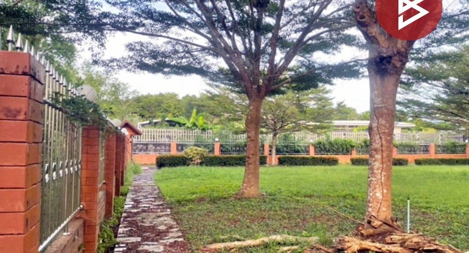 For sale 6 bedrooms house in Mueang Chanthaburi, Chanthaburi