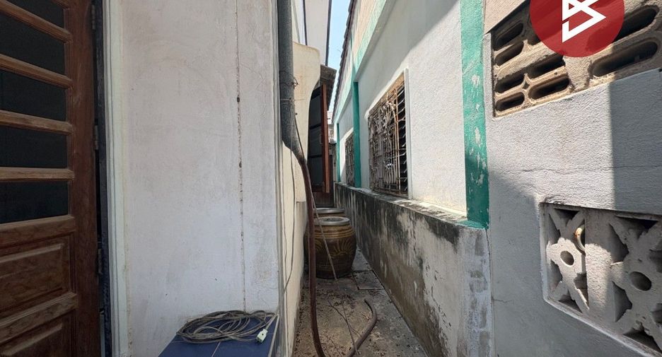 À vendre 2 chambres maison de ville à Mueang Samut Songkhram, Samut Songkhram