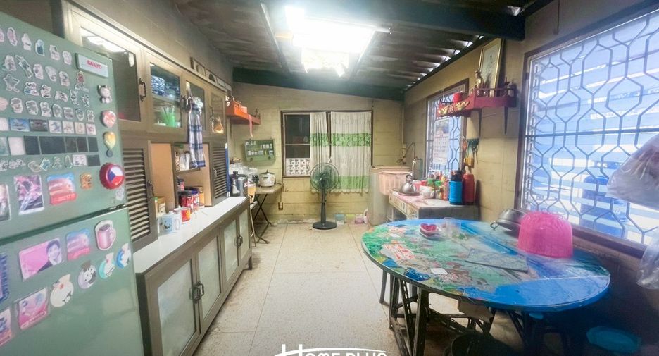 出售 4 卧室 独立屋 在 Bang Kapi, 曼谷