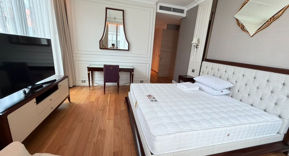 À louer 3 chambres condo à Pathum Wan, Bangkok