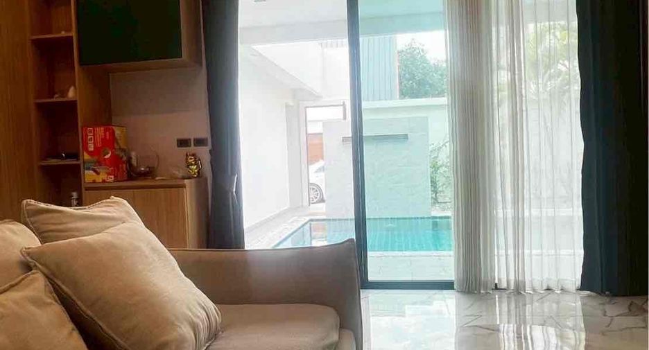 For rent 3 bedrooms villa in Bang Lamung, Chonburi