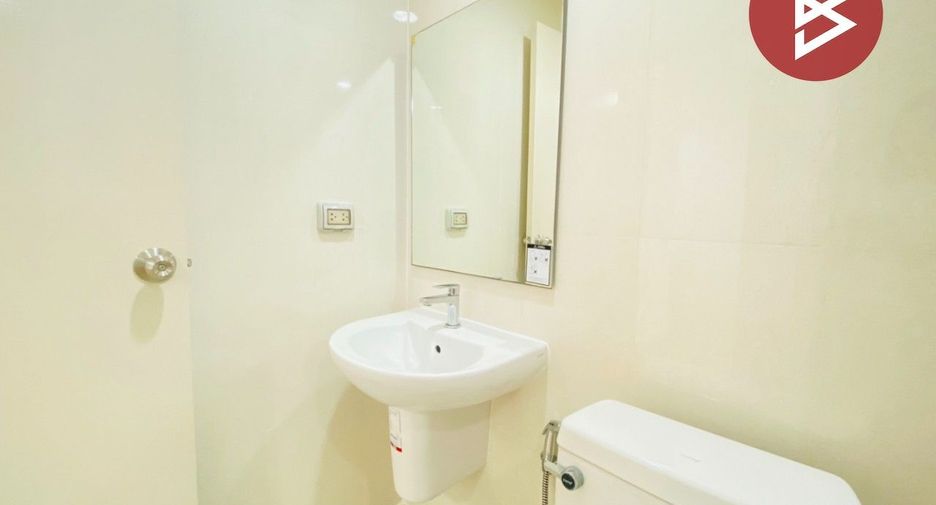 À vendre 1 chambre condo à Bang Na, Bangkok