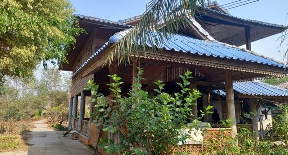 For sale 3 bedrooms house in Mueang Uttaradit, Uttaradit