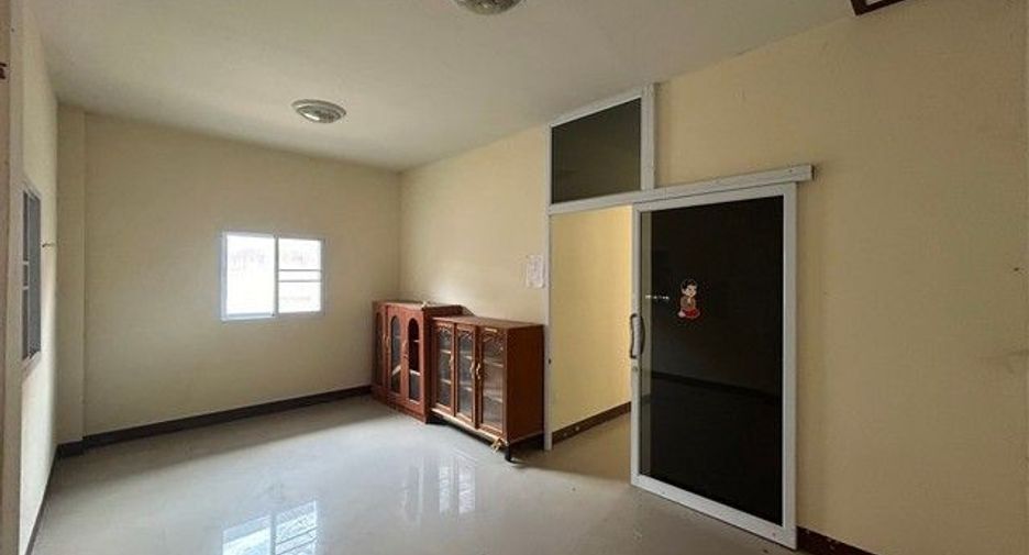 À vendre 1 chambre maison à Chae Hom, Lampang