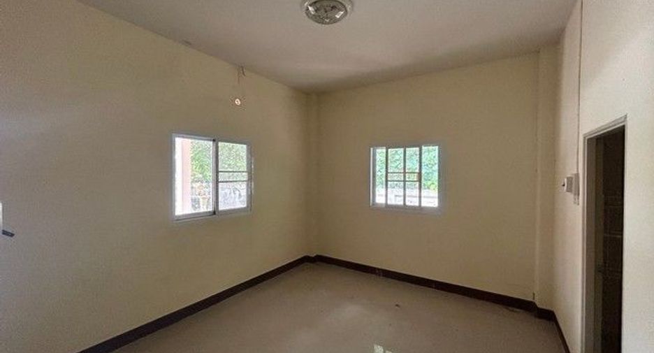 À vendre 1 chambre maison à Chae Hom, Lampang