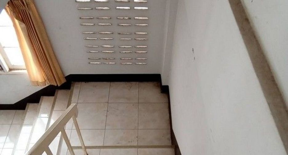 For sale 3 bedrooms retail Space in Chae Hom, Lampang