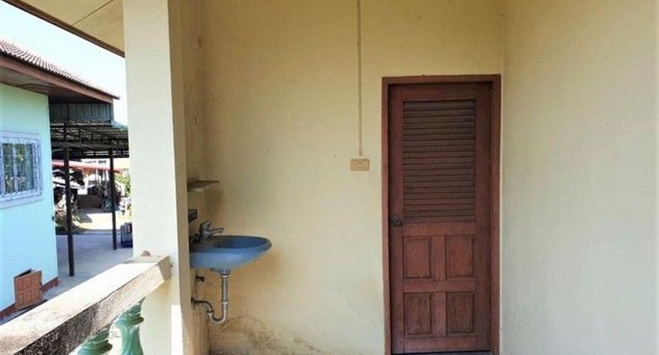 Продажа 4 спальни дом в Chae Hom, Lampang