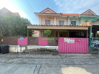 For sale 3 bedrooms townhouse in Mueang Chachoengsao, Chachoengsao