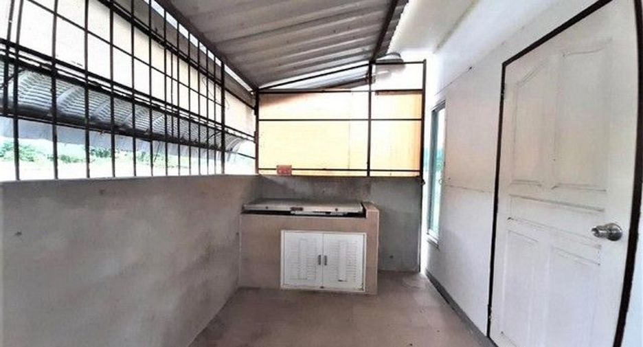 出售 3 卧室 独立屋 在 Chae Hom, Lampang