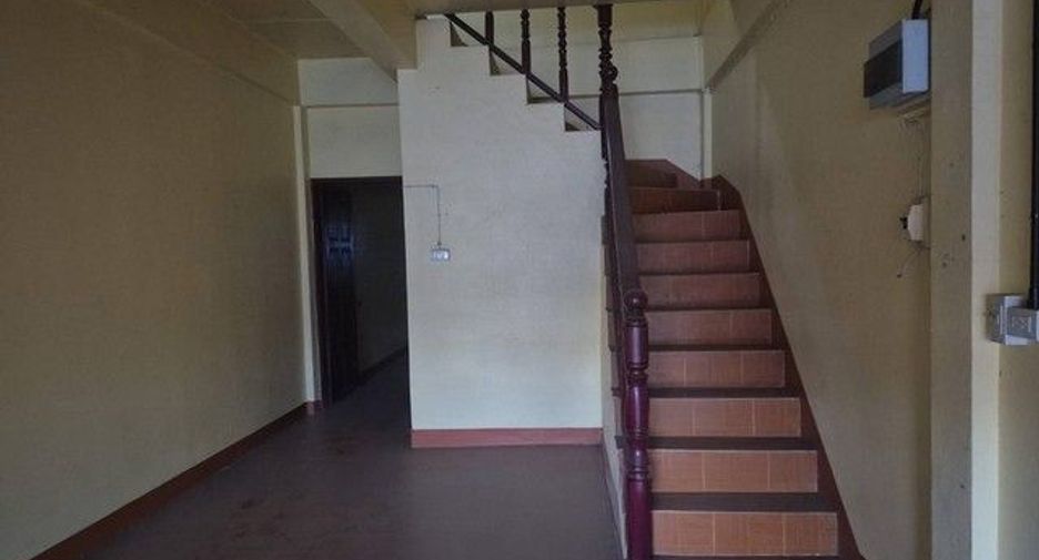 For sale 2 bedrooms retail Space in Chae Hom, Lampang