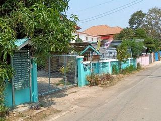 Продажа 3 спальни дом в Chae Hom, Lampang