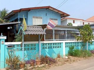 Продажа 3 спальни дом в Chae Hom, Lampang