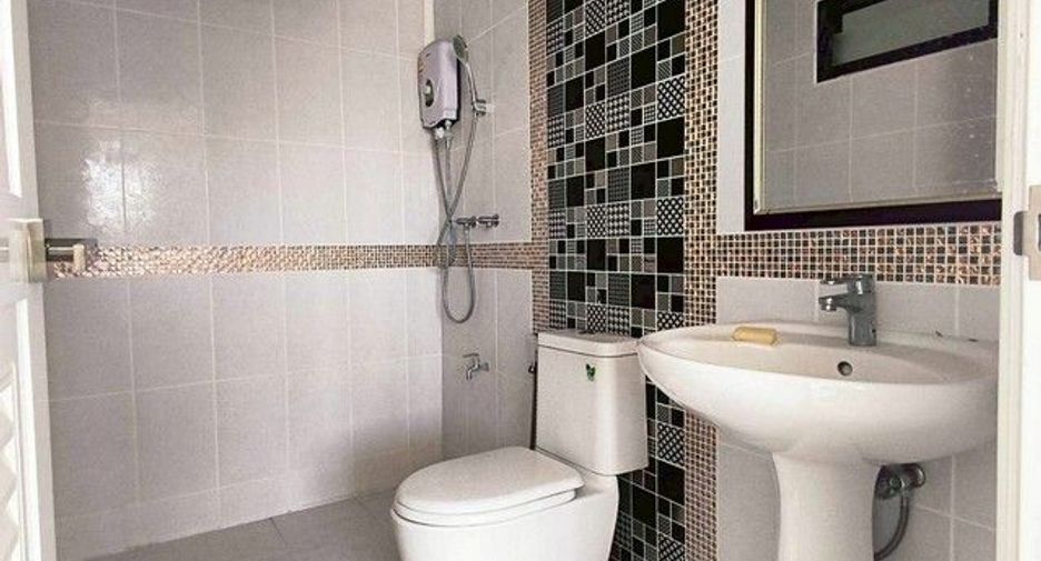 For sale 2 bedrooms townhouse in Chae Hom, Lampang
