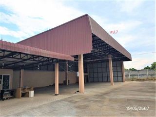 For sale 5 bedrooms house in Mueang Lamphun, Lamphun
