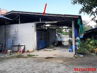 For sale 4 bedrooms house in Mueang Lamphun, Lamphun
