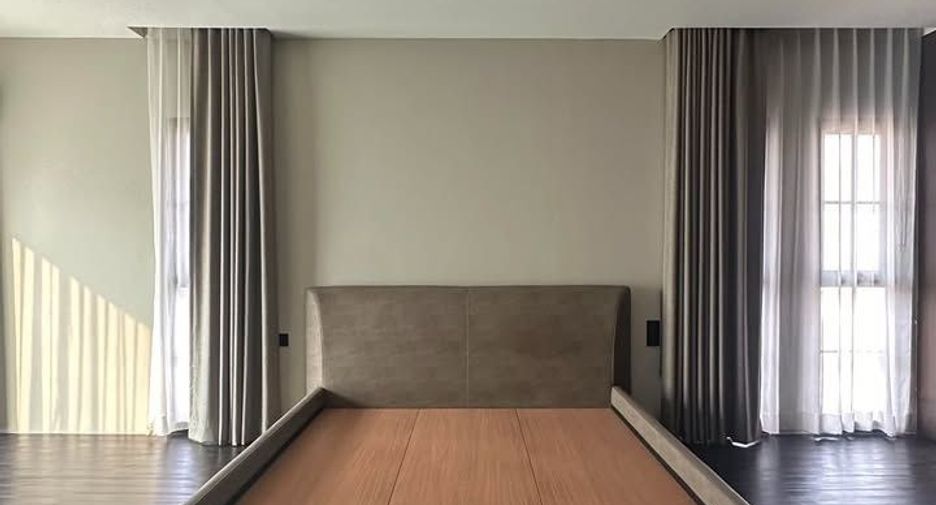 Haus zur Miete mit 3 Zimmer in Lat Krabang, Bangkok