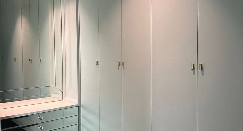 Haus zur Miete mit 3 Zimmer in Lat Krabang, Bangkok