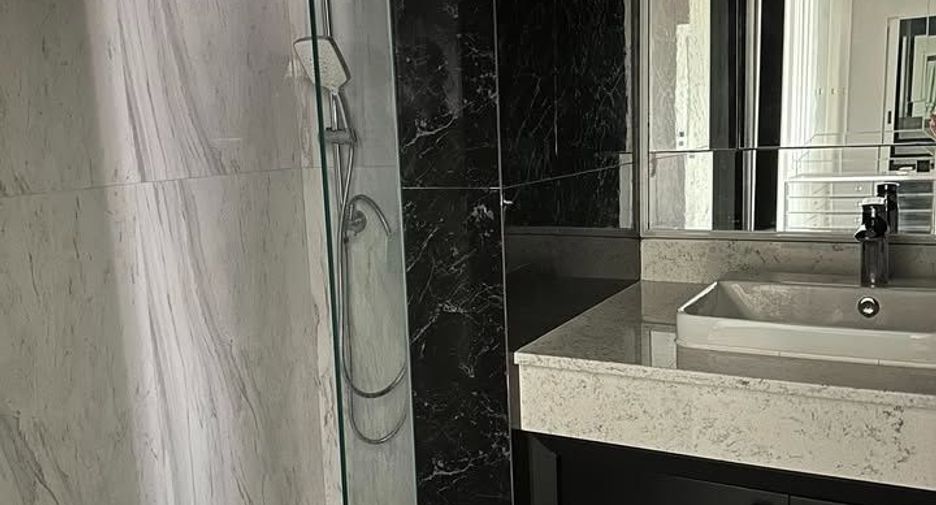 Haus zur Miete mit 3 Zimmer in Lat Krabang, Bangkok