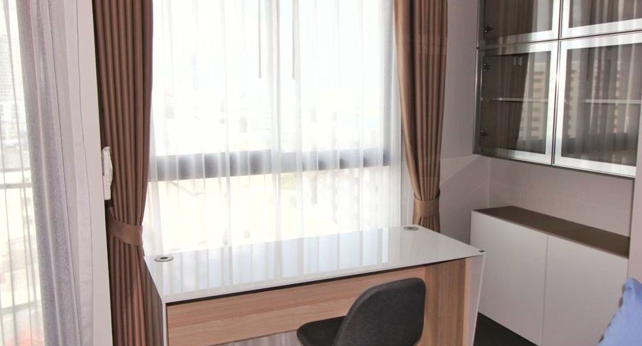 À louer 1 chambre condo à Phra Khanong, Bangkok