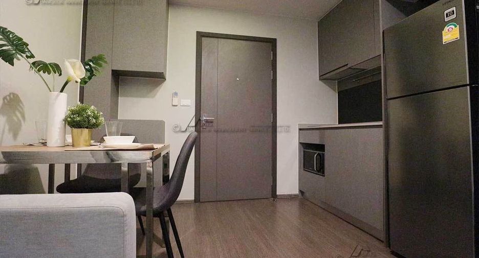 À louer 1 chambre condo à Phra Khanong, Bangkok
