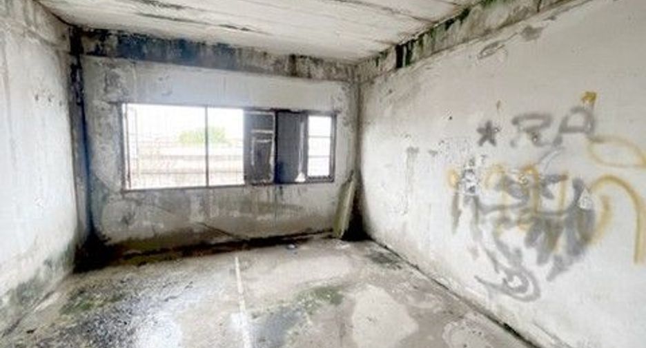 Gewerbefläche zum Kauf mit 1 Zimmer in Bang Phli, Samut Prakan