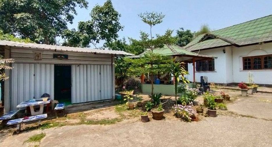 For sale 3 bedrooms house in Mueang Chiang Rai, Chiang Rai