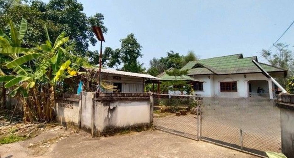 For sale 3 bedrooms house in Mueang Chiang Rai, Chiang Rai