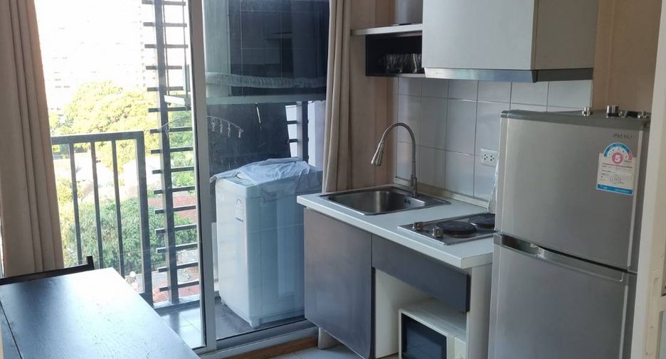 À louer 1 chambre condo à Watthana, Bangkok
