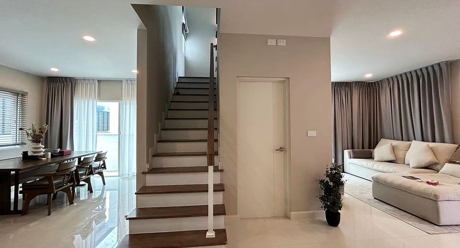 Casa en alquiler de 4 habitaciones en Thung Khru, Bangkok