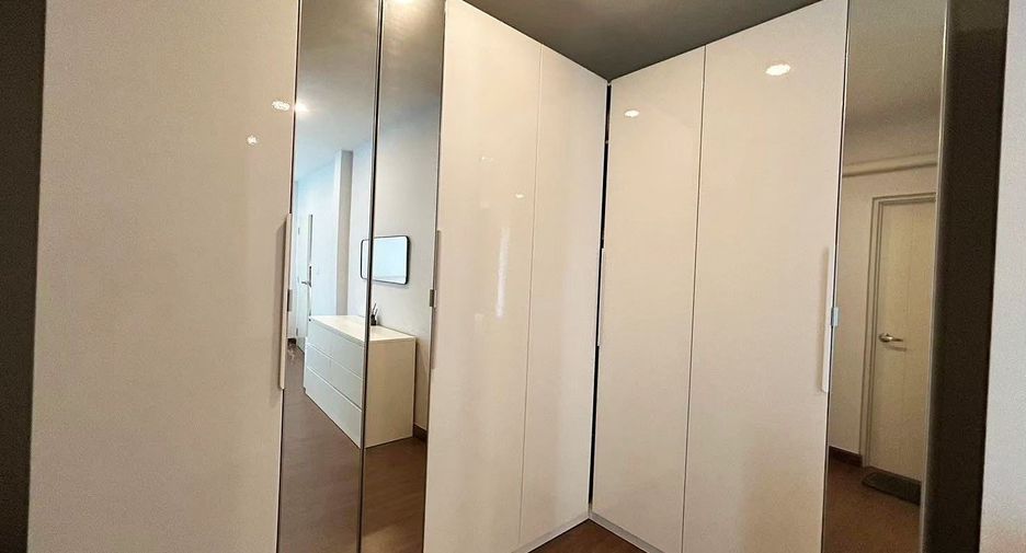 Casa en alquiler de 4 habitaciones en Thung Khru, Bangkok