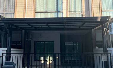 Аренда и продажа 2 спальни таунхаус в Bang Phli, Самутпракан