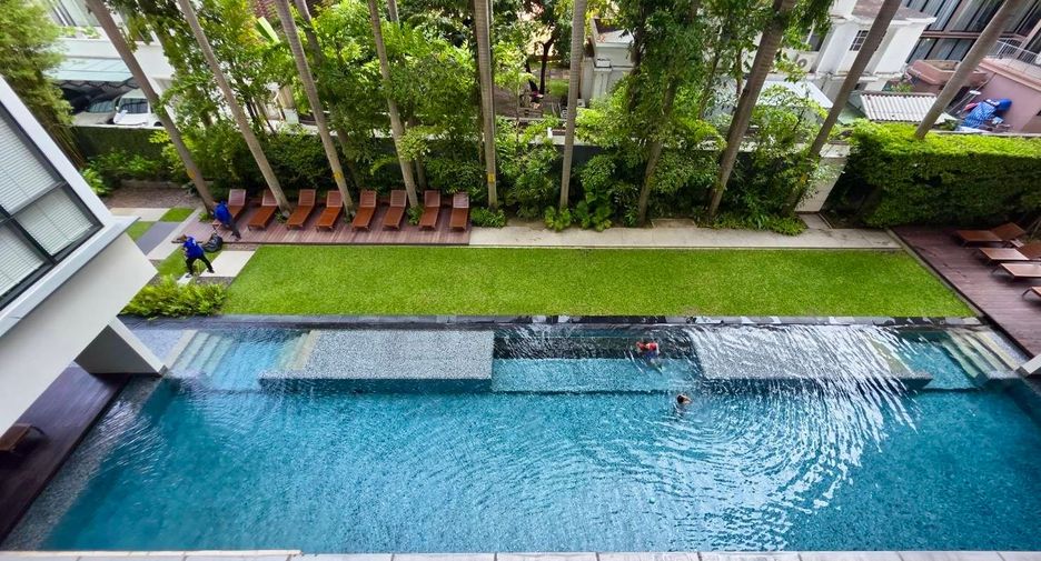 For rent and for sale 3 bedrooms condo in Khlong Toei, Bangkok